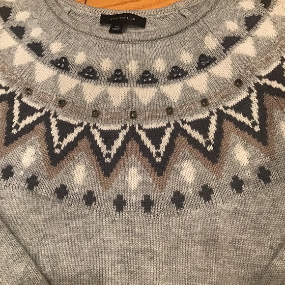 Sweater - Picture 3 of 8